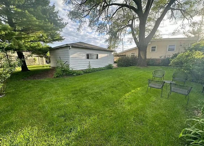 House In The Park 5 Min From O'hare Des Plaines