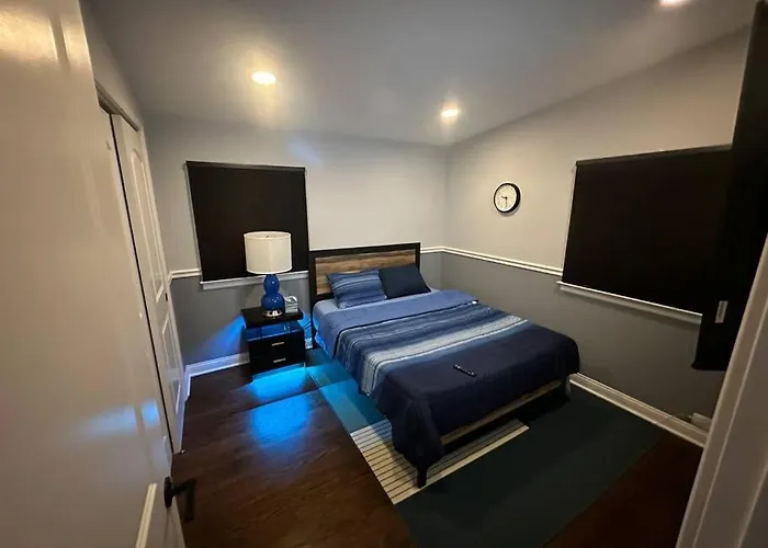 Holiday home House In The Park 5 Min From O'hare *